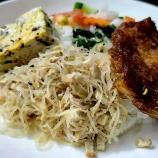 Hình ảnh Cơm tấm sườn bì chả chay