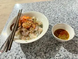 Hình ảnh Bún mắm nêm tôm + tai heo