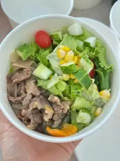 Hình ảnh Cơm lứt bò cuộn lá lốt