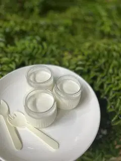 Hình ảnh Combo 3 hũ sữa chua truyền thống