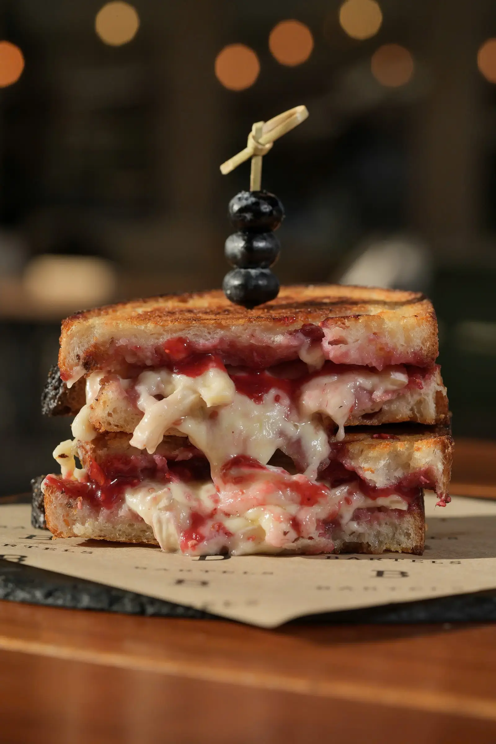 Hình ảnh The Grilled Berry Melt