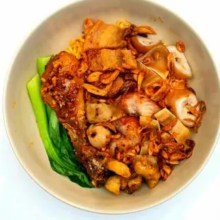 Hình ảnh Mì trộn Thái Phiên đặc biệt - soup bò viên
