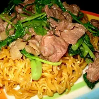 Hình ảnh Mì Xào Bò