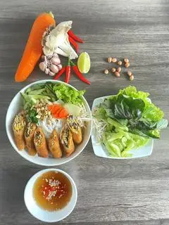 Hình ảnh Bún chả giò