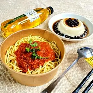 Hình ảnh Mì ý bò bằm - đồ uống thanh nhiệt - tàu hũ