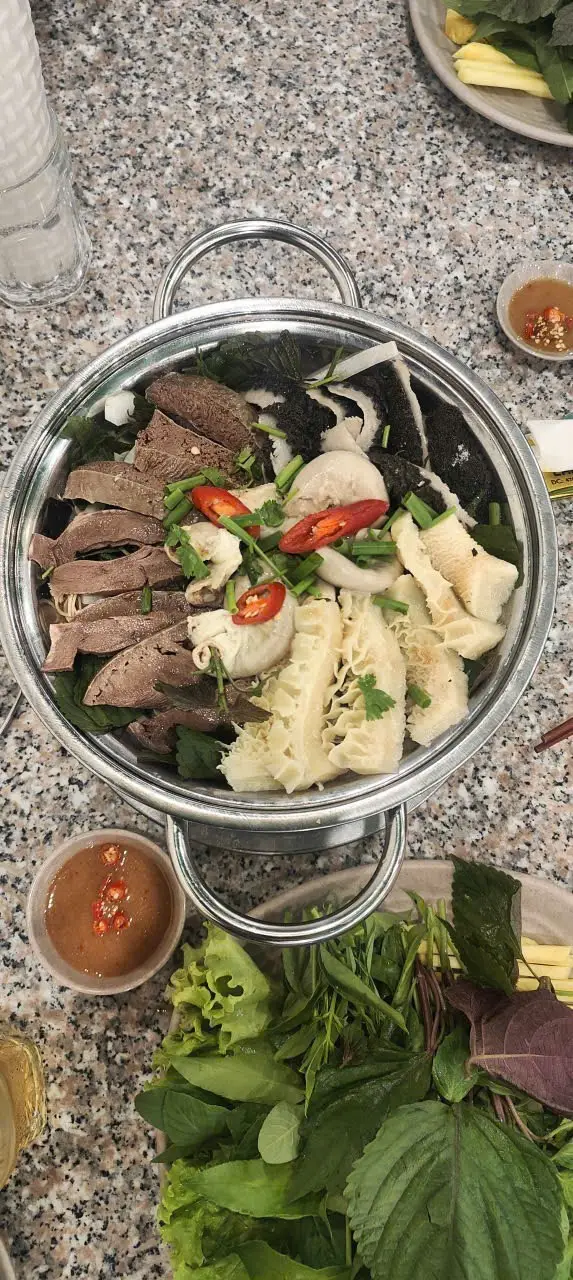 Hình ảnh Lòng thập cẩm hấp 