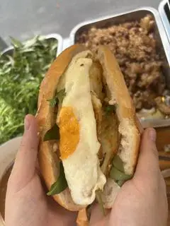 Hình ảnh Bánh mì Ốp la 2 trứng