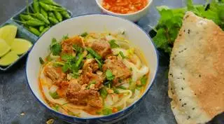 Hình ảnh Mì Quảng sườn non
