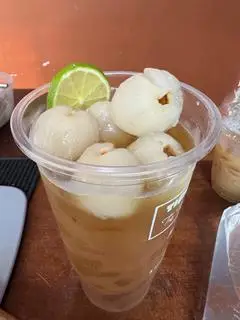 Hình ảnh Trà Lài Vải  size 700ml