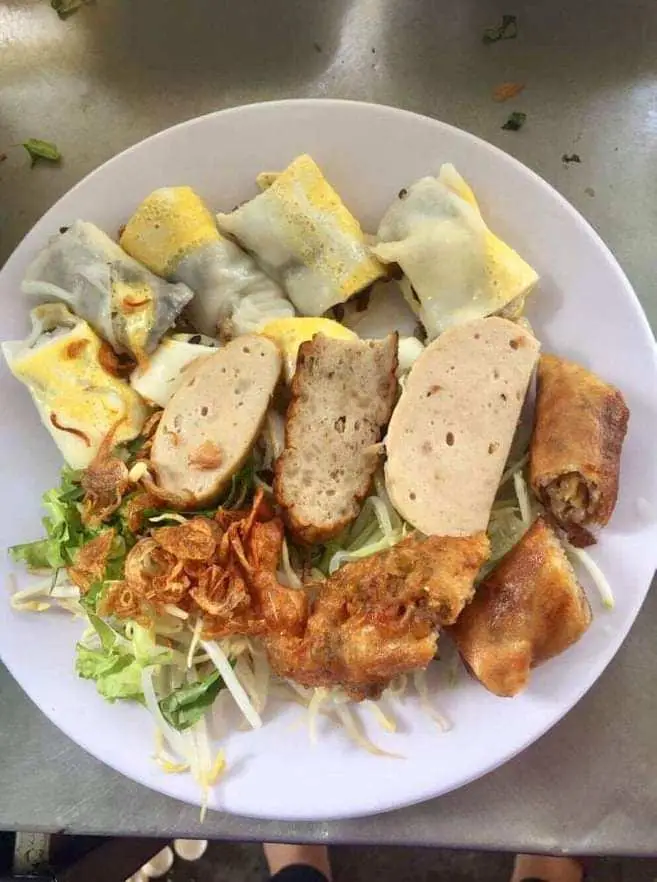 Hình ảnh Bánh cuốn trứng nóng