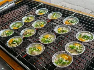 Hình ảnh hàu nướng trứng cút 10c 