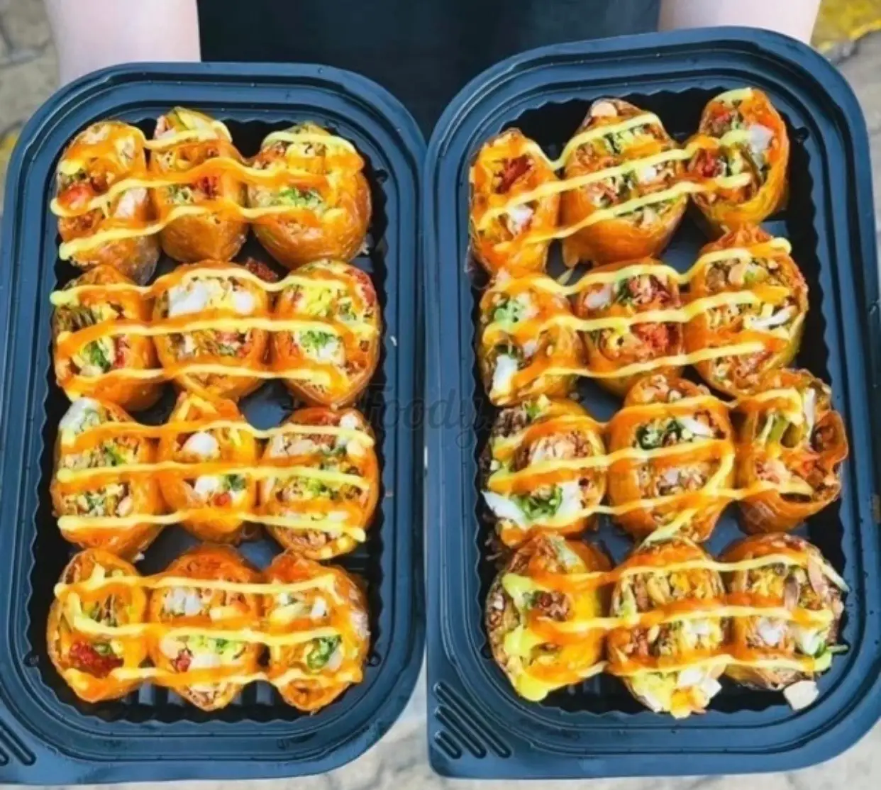 Hình ảnh Bánh Tráng Cuốn Sốt Bơ 
