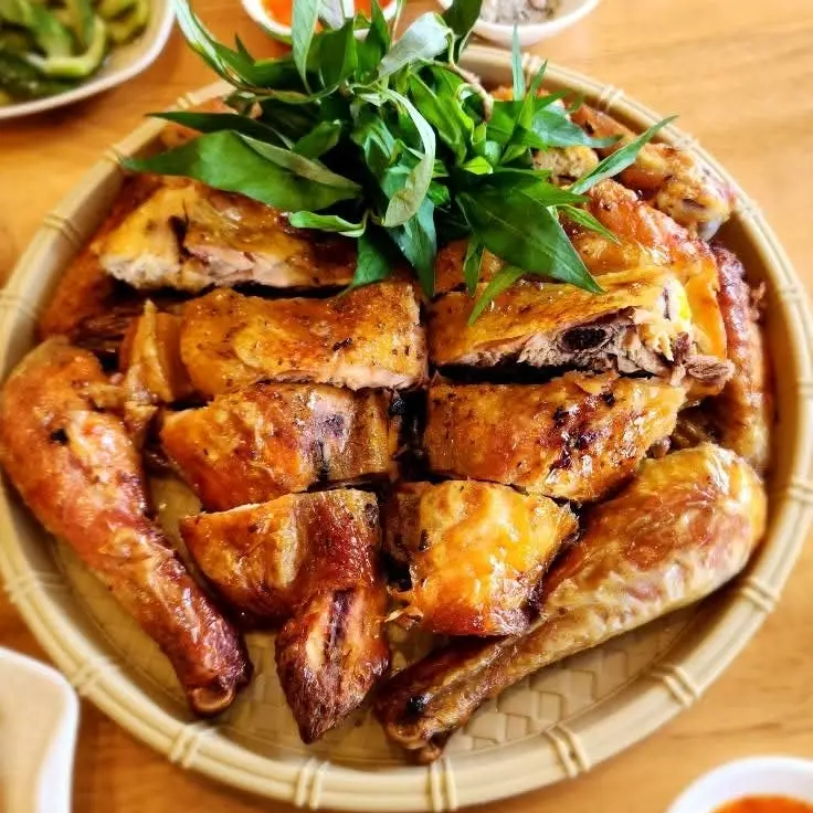 Hình ảnh 2 gà nướng 