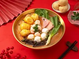 Hình ảnh Bún cà chua tôm viên