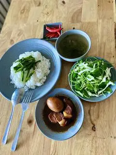 Hình ảnh Combo Cơm Thịt Kho Củ Cải
