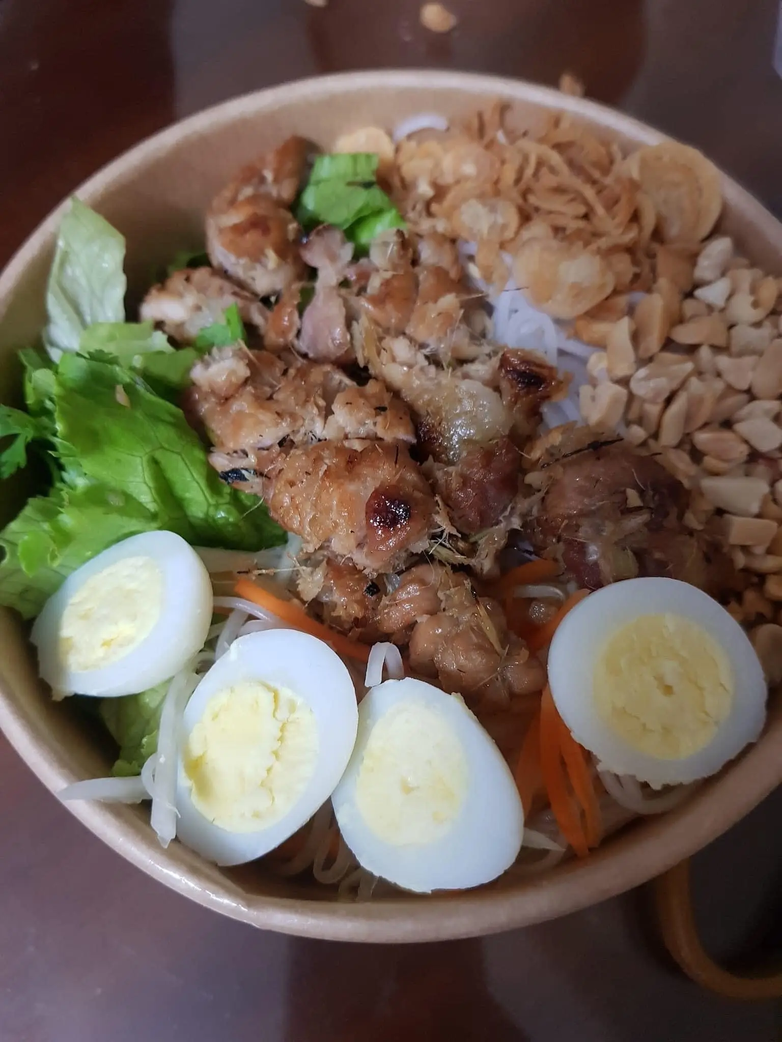 Hình ảnh Bún trộn thịt xiên nướng