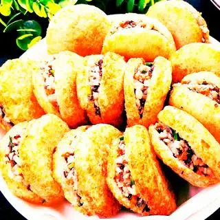 Hình ảnh 3 Xôi Chiên Nhân Thịt Aries kèm 1 chè sâm bổ lượng 