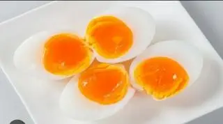 Hình ảnh trứng gà lòng đào