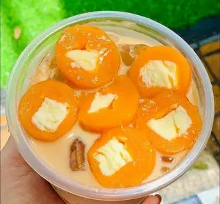 Hình ảnh Nước dừa viên khoai dẻo phô mai + dừa sợi (500ml)