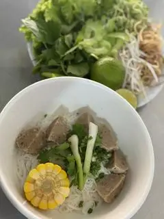 Hình ảnh Bánh canh bò viên