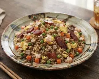 Hình ảnh Cơm dương châu tôm
