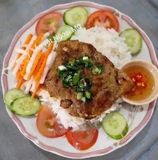Hình ảnh Cơm Sườn Chiên