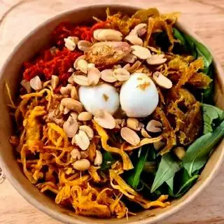 Hình ảnh Bánh tráng trộn đặc biệt