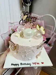 Hình ảnh Bánh Sinh Nhật Bóng Bướm xinh yêu