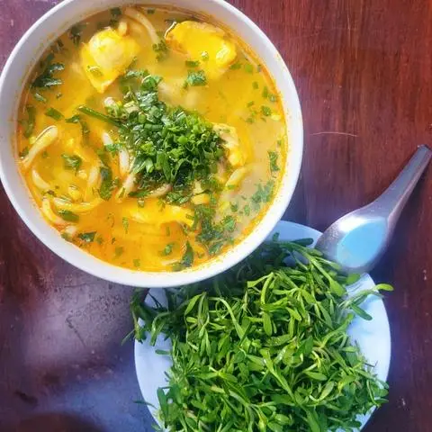 Hình ảnh Bánh canh cá lóc Um Tô thường 