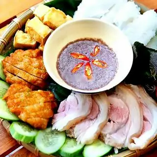 Hình ảnh Bún đậu thịt chả cốm