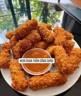 Hình ảnh Nem xù Trần Công Châu