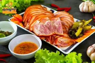 Hình ảnh Giò Heo Ủ Muối - Cắt Lát - Mắm Nhĩ Tỏi Ớt
