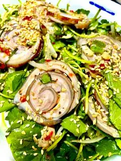 Hình ảnh Thỏ táp mè