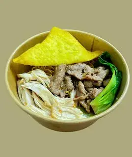 Hình ảnh Mì tươi trộn thịt bò - gà xé