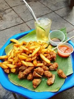 Hình ảnh Khoai - nem chua rán - tặng trà quất