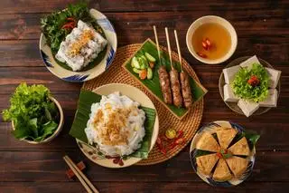 Hình ảnh Bánh cuốn thịt đặc biệt plus