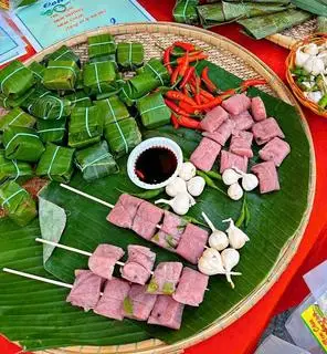 Hình ảnh  Nem hồng Bình Định