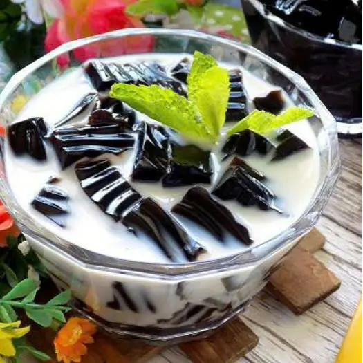 Hình ảnh SƯƠNG SÁO SỮA -HẠT CHIA (Ly/Đá)