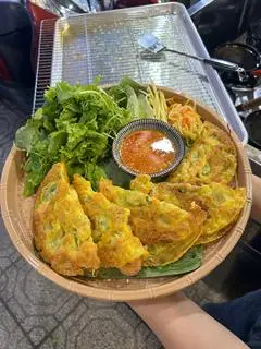Hình ảnh Bánh xèo tôm thịt