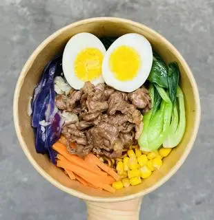 Hình ảnh Mì trộn Bò sốt tiêu đen - Trứng tặng 1 ly trà tắc