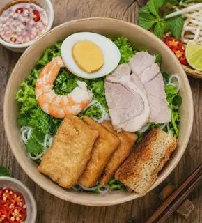 Hình ảnh Bún Tôm -Trứng -Thịt Luộc