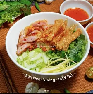 Hình ảnh Bún Nước tương nem nướng 