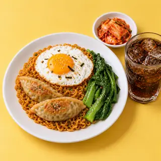 Hình ảnh Mì Trộn Trứng - Mandu