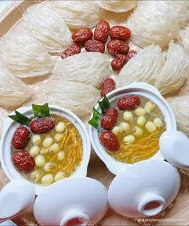 Hình ảnh Thố chưng yến gia đình 3-4 người