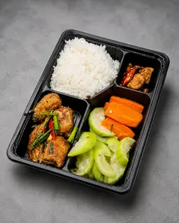 Hình ảnh Cơm Sườn Xào Chua Ngọt + Món Phụ