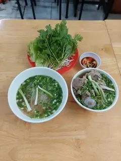 Hình ảnh Hoành thánh xương thập cẩm