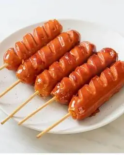Hình ảnh 5 xúc xích thơm ngon