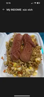 Hình ảnh Mỳ trộn xúc xích 