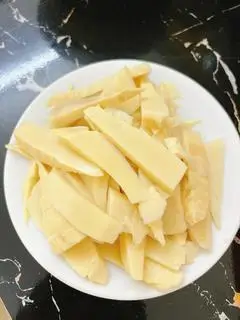 Hình ảnh Măng thêm