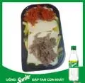 Hình ảnh Nui xào bò (thêm bò khô - phô mai) - Sprite chanh
